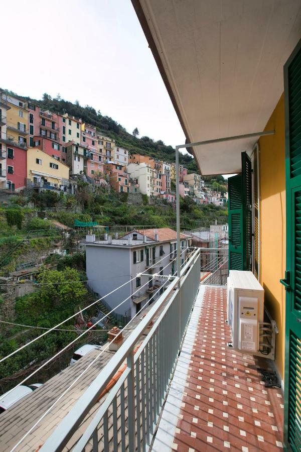 Willy'S Apartment Manarola Exterior photo