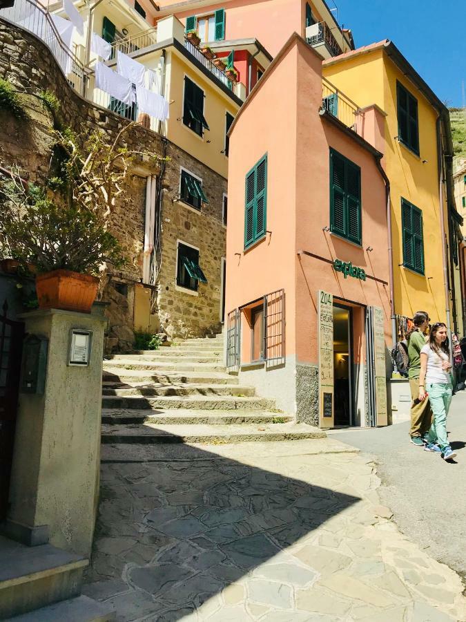 Willy'S Apartment Manarola Exterior photo